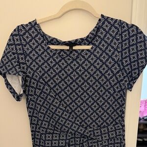Talbots Short Sleeve Blue and White Patterned Dress Size S